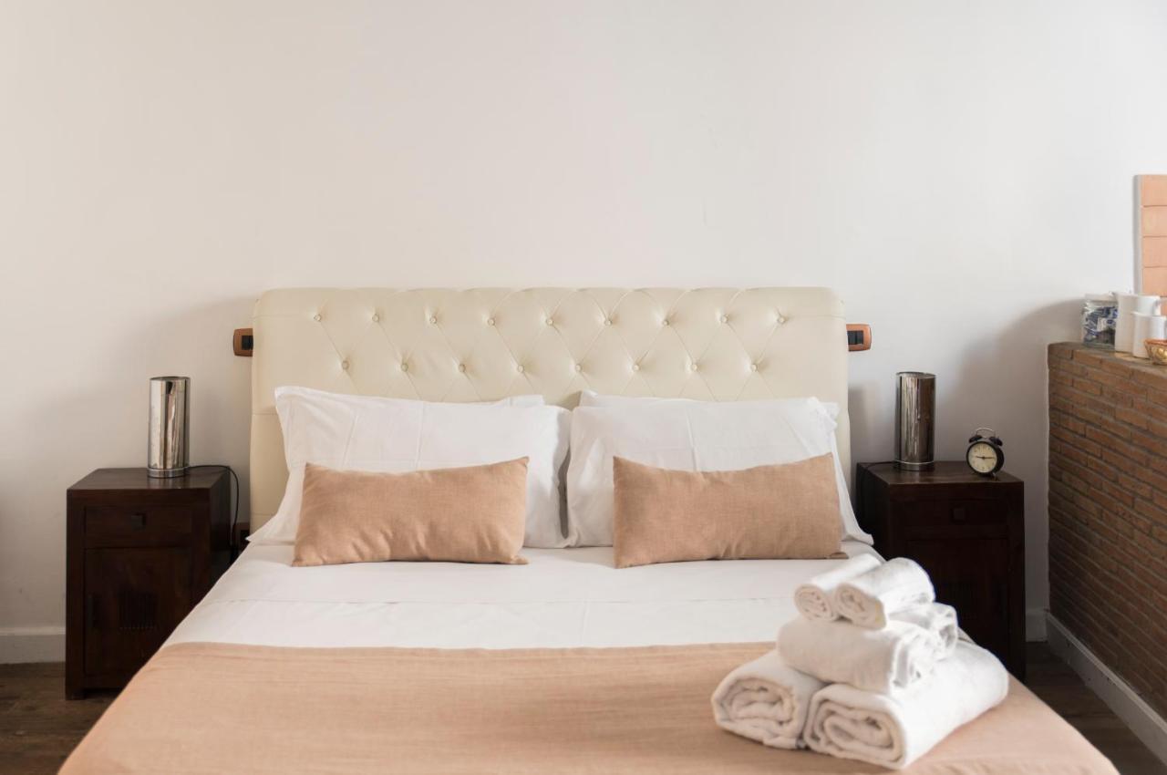 Agora Apartments - Armida Сорренто Екстер'єр фото